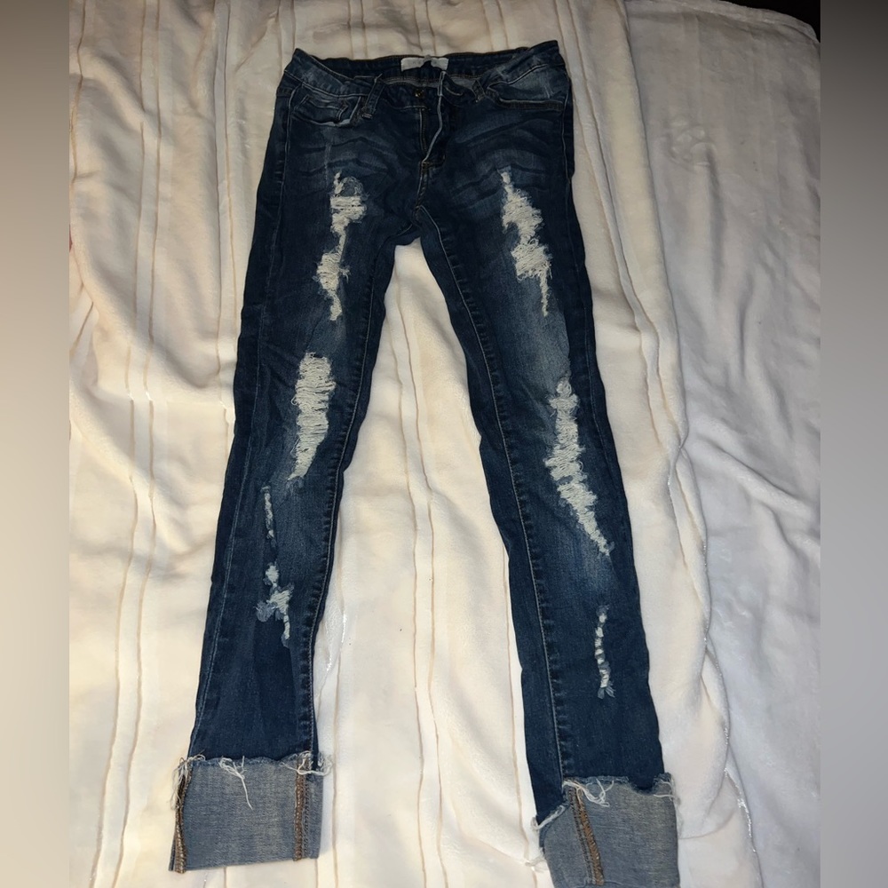 Skinny ripped jeans